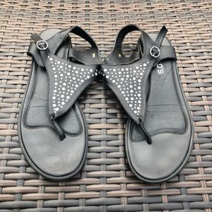 Women’s sandal